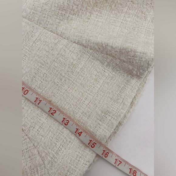 ASTR the Label Kiona Tweed Mini Skirt MSRP $109 Size M Cream - Picture 13 of 13